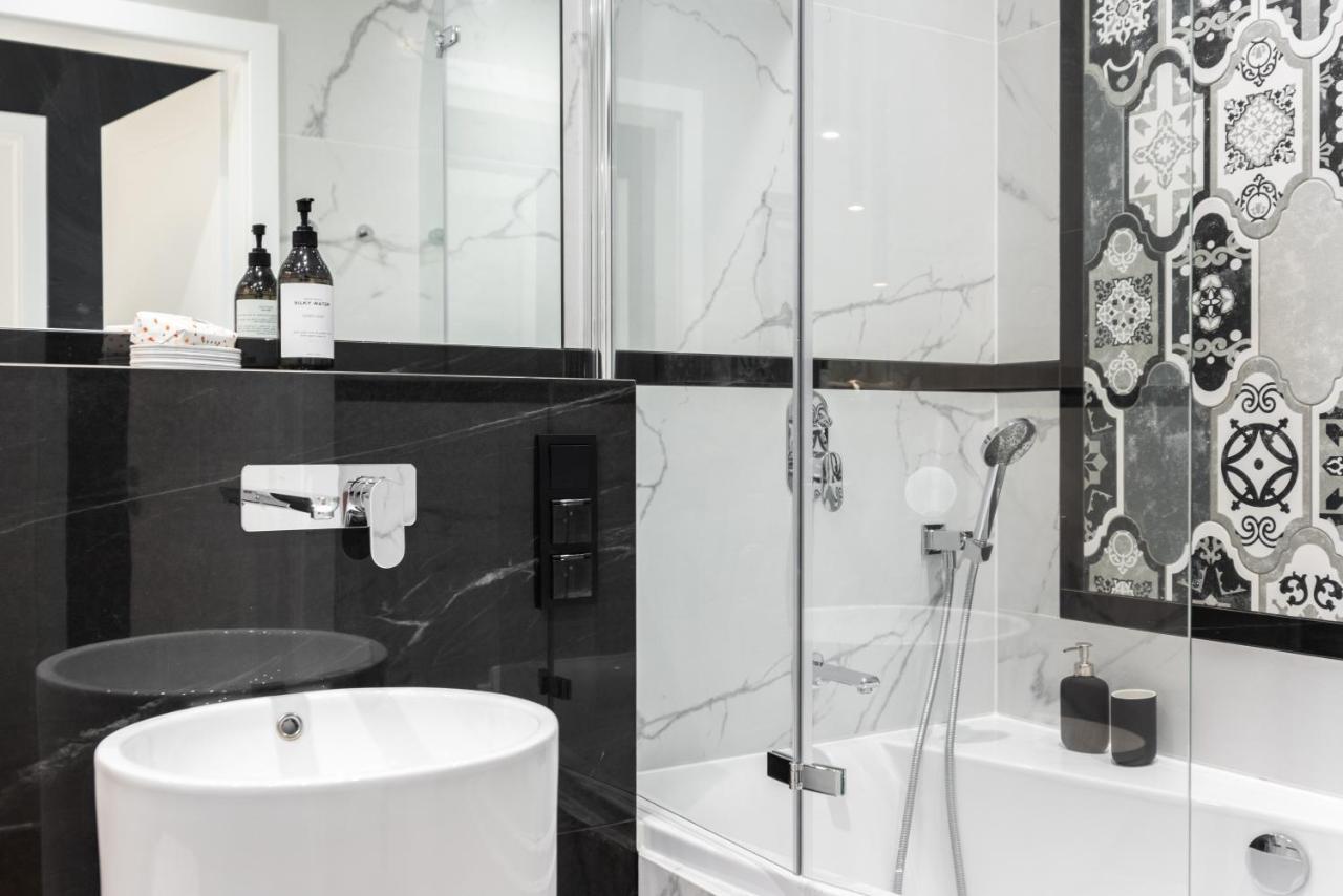 Riverside Premium Class Apartment - By Upstairs Cracóvia Exterior foto