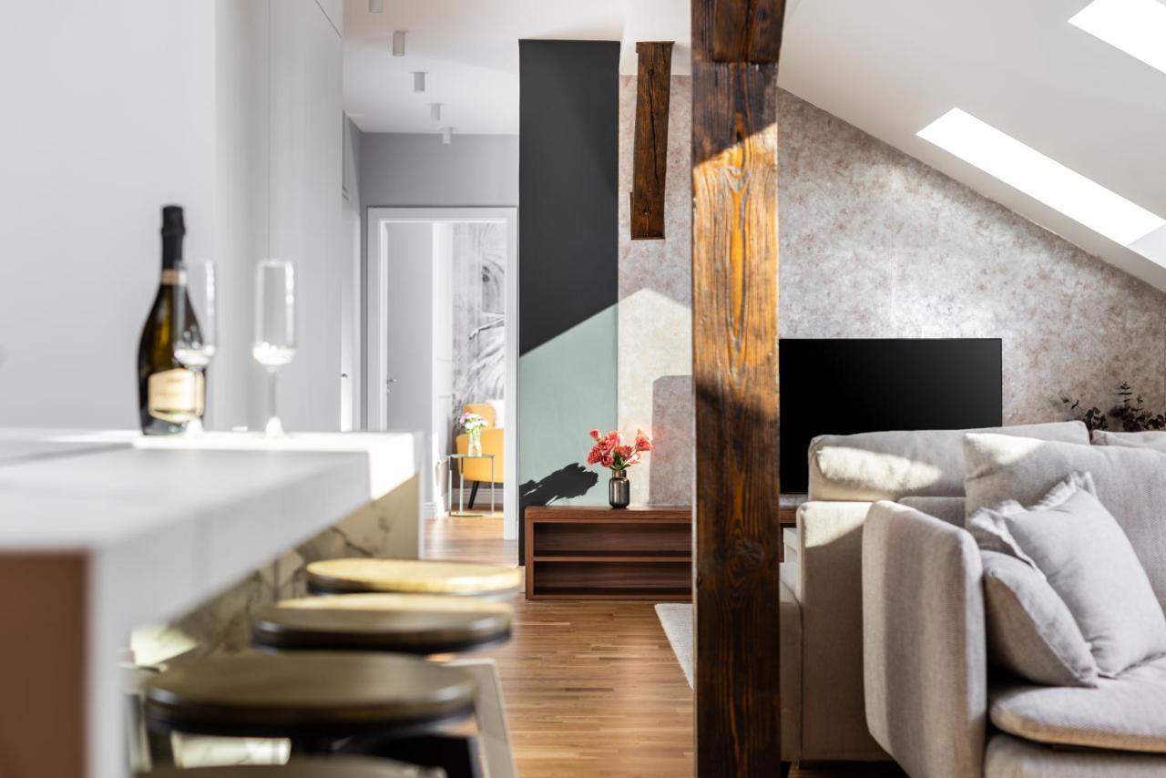 Riverside Premium Class Apartment - By Upstairs Cracóvia Exterior foto