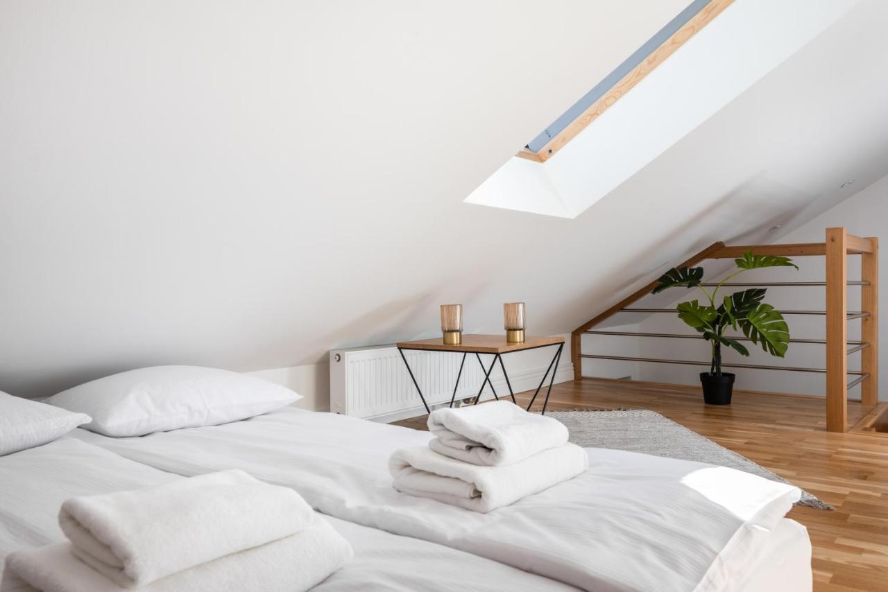 Riverside Premium Class Apartment - By Upstairs Cracóvia Exterior foto